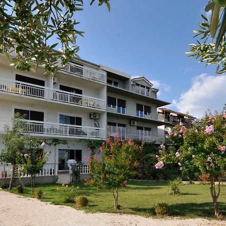 Apartmani Olive Traù Esterno foto