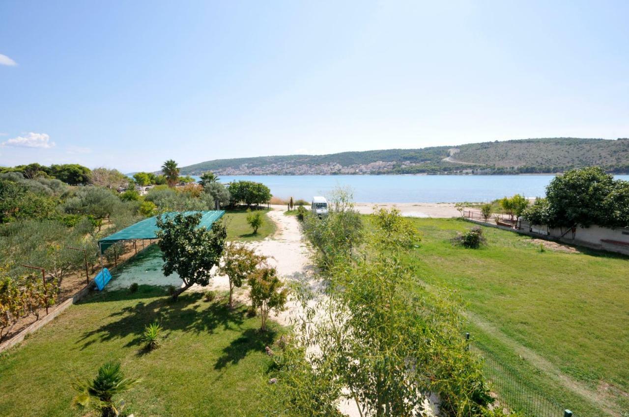 Apartmani Olive Traù Esterno foto