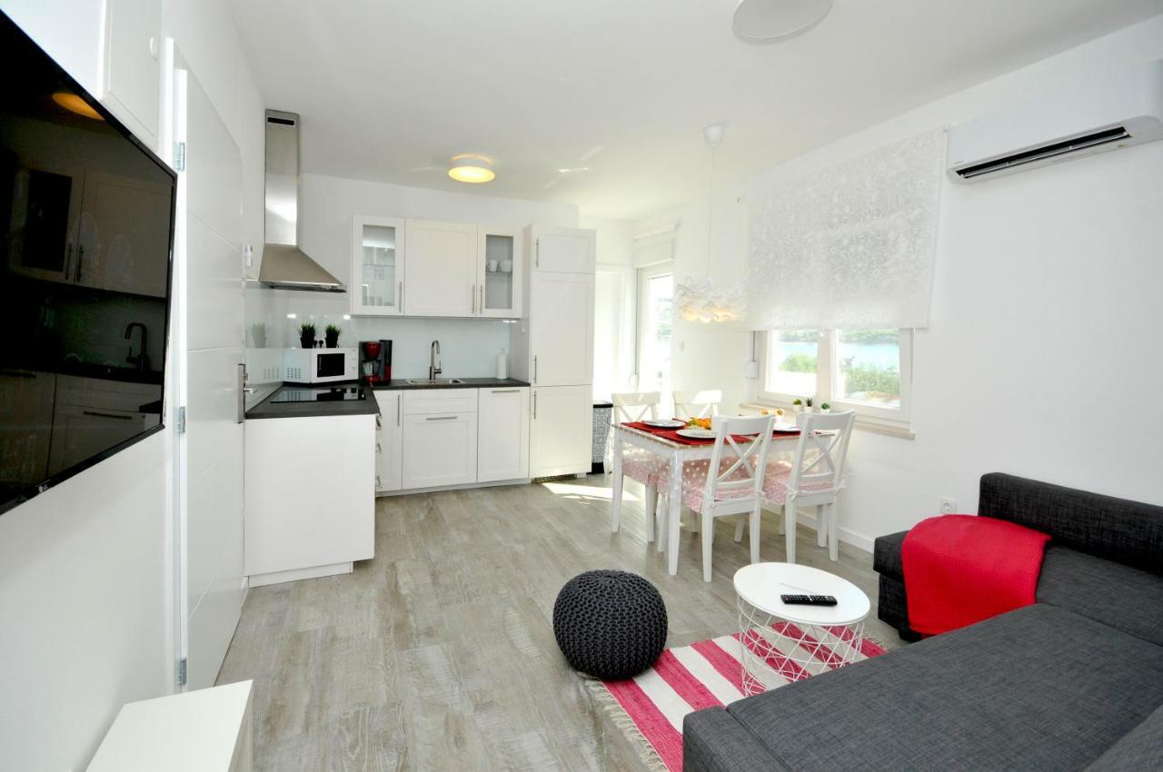 Apartmani Olive Traù Esterno foto