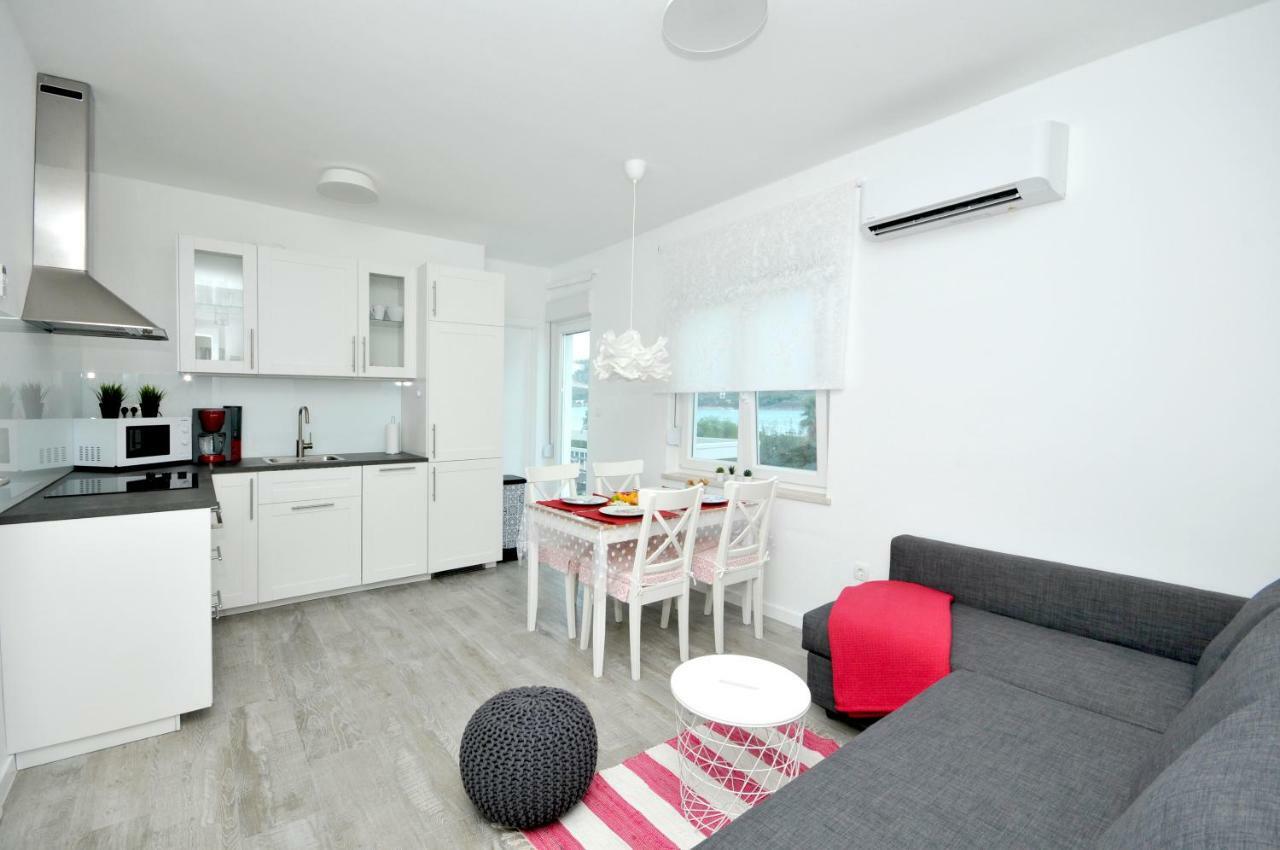 Apartmani Olive Traù Esterno foto