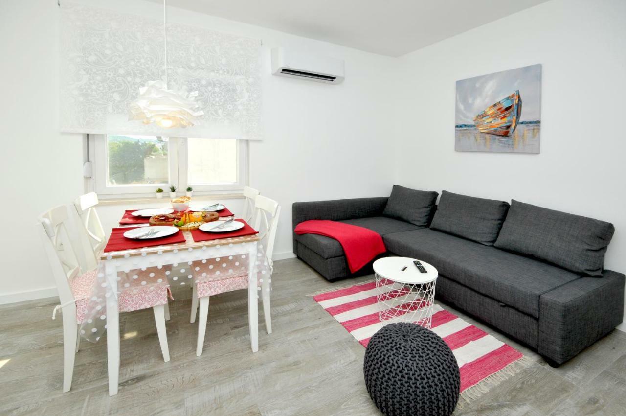 Apartmani Olive Traù Esterno foto